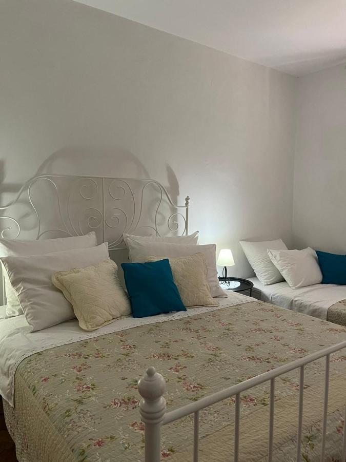 Apartment With Swimming Pool Jelsa  Dış mekan fotoğraf